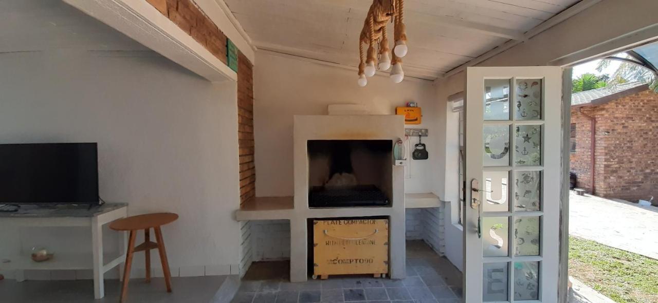 Cozy Guest Hotel Graskop Bagian luar foto